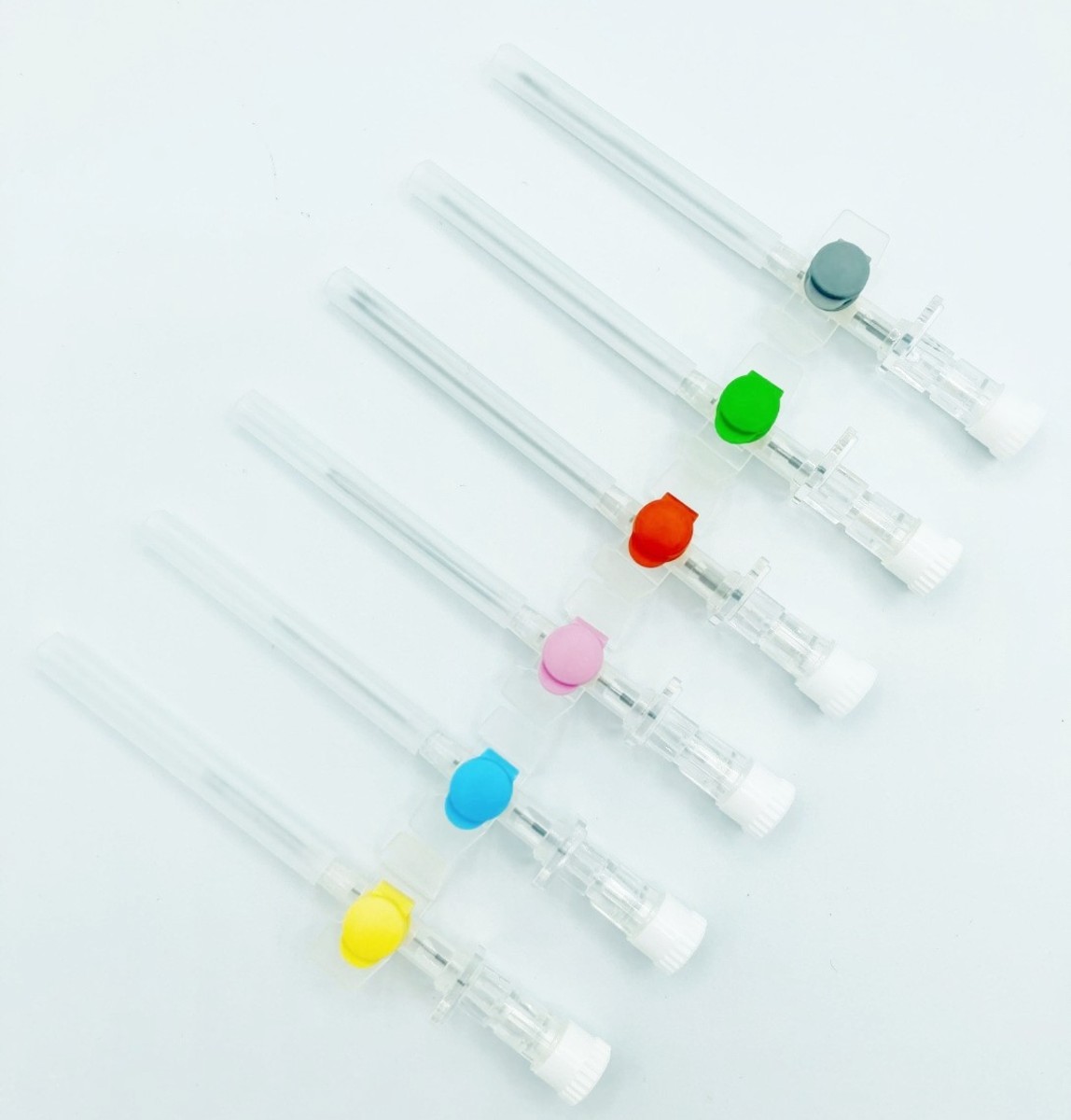 AGHI CANNULA DELTA VEN2 DI SICUREZZA 18G x 32 mm. CF 50 PZ